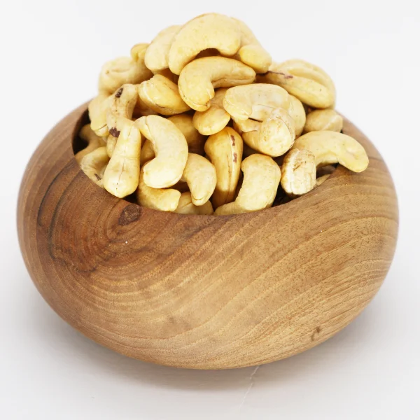 بادام هندی خام