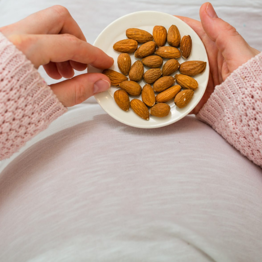 تاثیر آجیل در بارداری